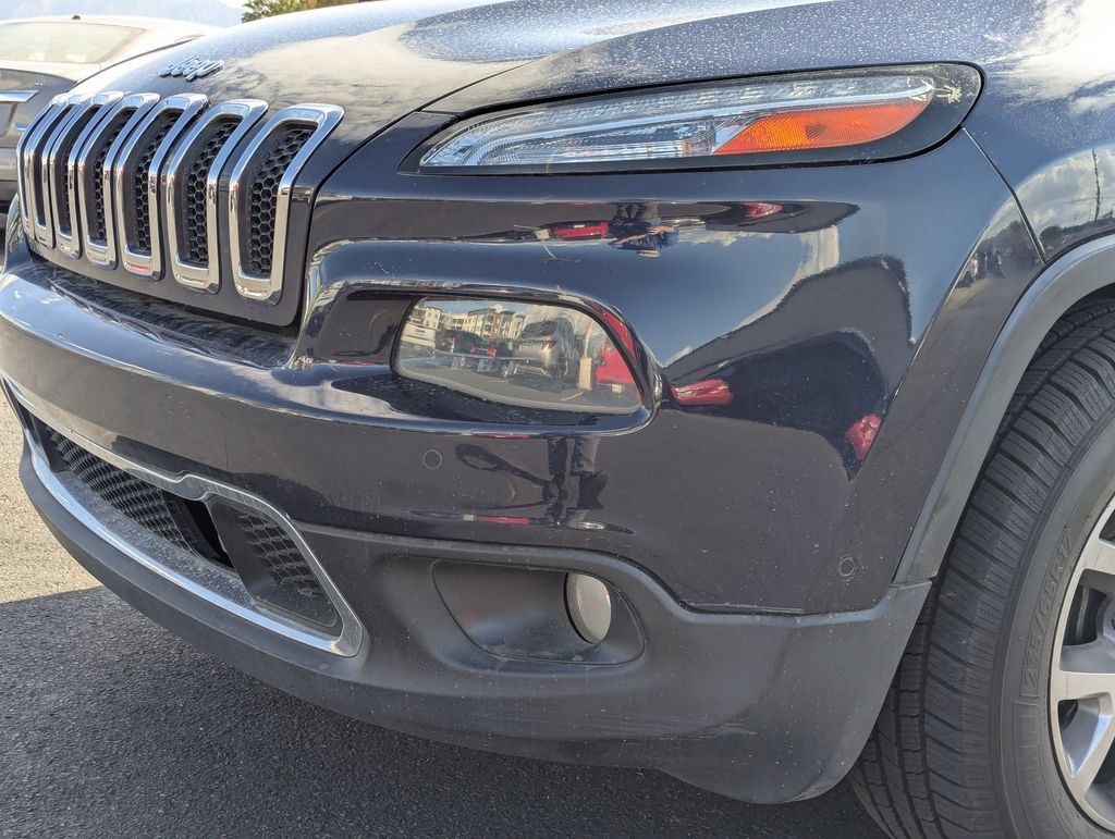 Used 2014 Jeep Cherokee Limited w/ Technology Group FWD image 11