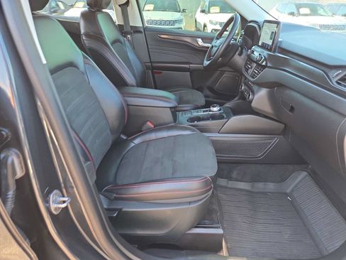 Used 2022 Ford Escape SEL w/ SEL Stealth AWD Package image 22