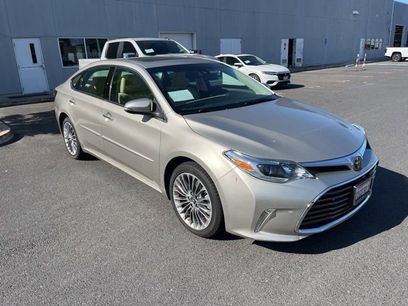 Used 2016 Toyota Avalon Limited w/ Toyota Safety Sense Package
