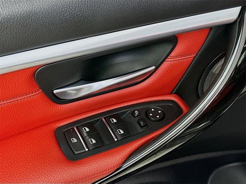 Used 2018 BMW 340i xDrive 340i xDrive w/ Premium Package image 20