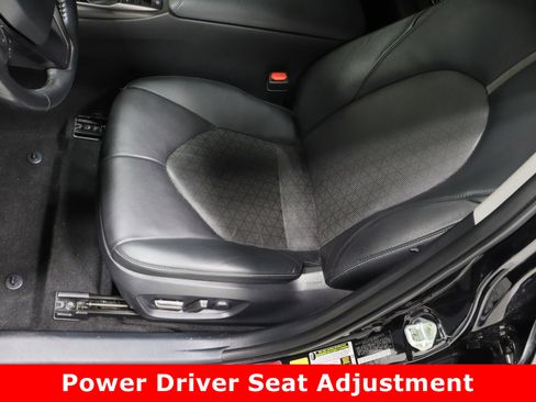 Used 2023 Toyota Camry XSE image 15