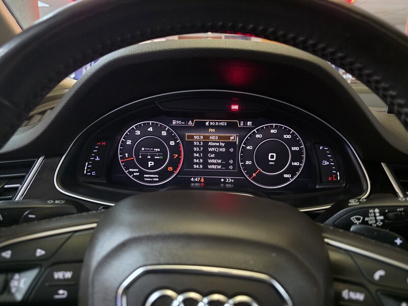 Used 2017 Audi Q7 3.0T Premium Plus w/ Premium Plus Package AWD/4WD image 29
