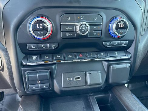 Used 2021 GMC Sierra 2500 Denali w/ Denali Ultimate Package AWD/4WD image 13