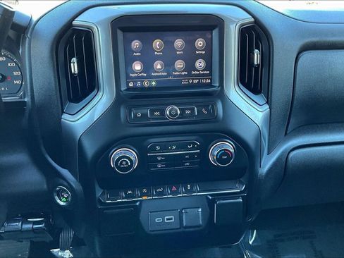 Used 2024 Chevrolet Silverado 1500 Custom image 6