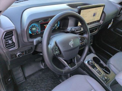 New 2025 Ford Bronco Sport Badlands image 3