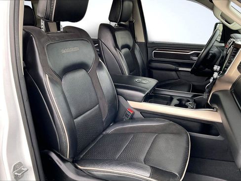 Used 2022 RAM 1500 Laramie image 8