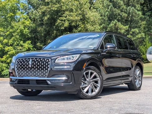 Used 2025 Lincoln Corsair Grand Touring AWD/4WD image 4