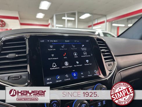 Certified 2022 Jeep Grand Cherokee Limited AWD/4WD image 23
