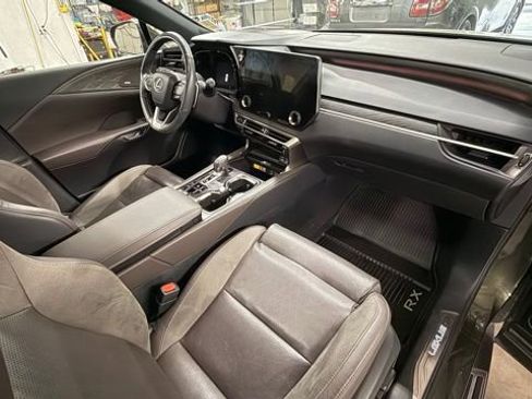 Used 2024 Lexus RX 350 w/ Convenience Package image 21