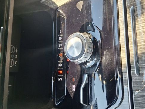 Used 2022 Jeep Wagoneer Series II image 17