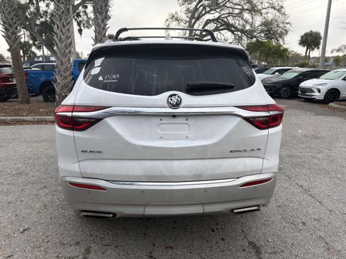 Used 2018 Buick Enclave Premium w/ Experience Buick Package image 6