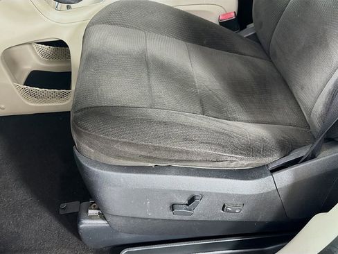 Used 2012 Dodge Grand Caravan SXT image 20