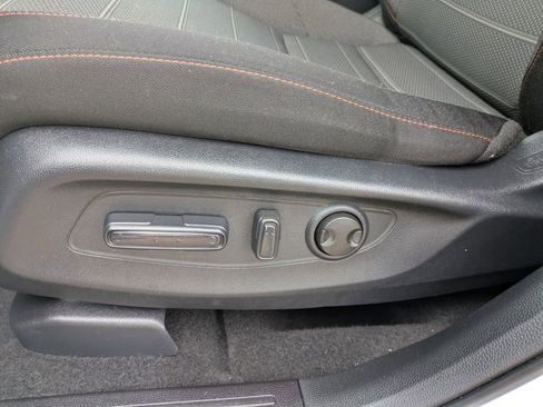 Certified 2025 Honda CR-V Sport image 11