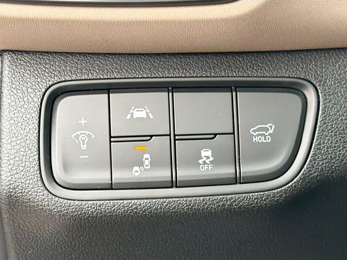 Used 2019 Hyundai Santa Fe Limited image 31