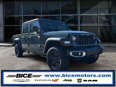 New 2026 Jeep Gladiator Sport AWD/4WD image 1