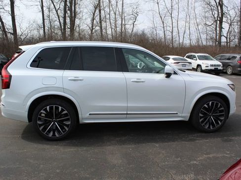 New 2026 Volvo XC90 T8 Ultra w/ Protection Package Premier image 2