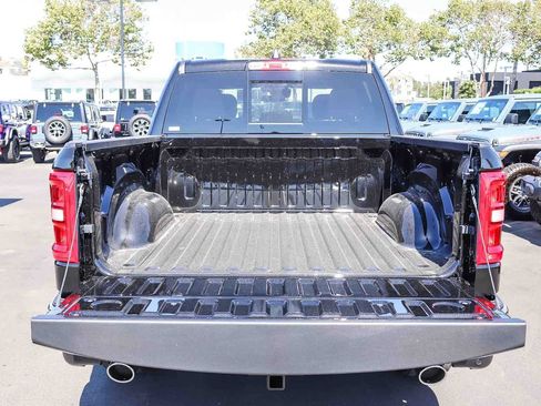 New 2026 RAM 1500 Big Horn AWD/4WD image 11