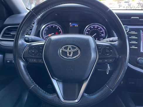 Used 2019 Toyota Camry SE image 24