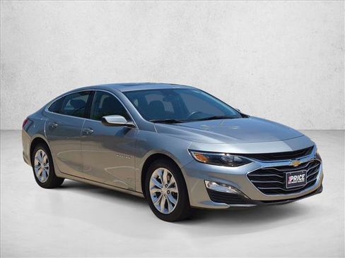 Used 2024 Chevrolet Malibu LT FWD image 3