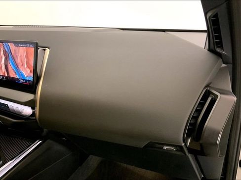 Certified 2025 BMW X3 xDrive30i w/ Convenience Package image 23