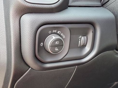 New 2026 RAM 2500 Big Horn AWD/4WD image 8