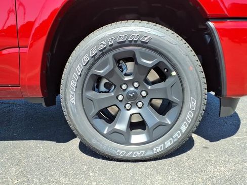 New 2026 RAM 1500 Big Horn AWD/4WD image 9