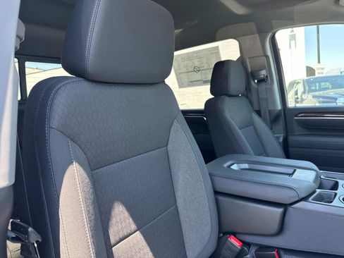 New 2025 GMC Sierra 2500 SLE w/ SLE Value Package; image 27