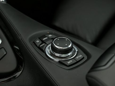 Used 2009 BMW 650i Coupe image 34