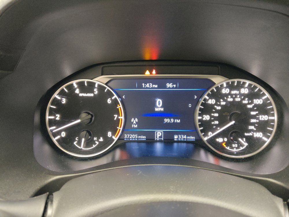 Used 2025 Nissan Altima 2.5 SV FWD image 23