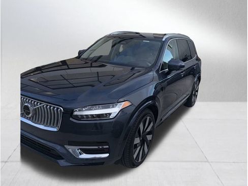 Certified 2025 Volvo XC90 T8 Ultra w/ Lounge Package image 1