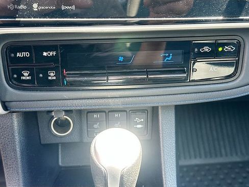 Used 2019 Toyota Corolla XSE FWD image 16