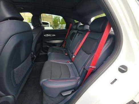 Used 2024 Genesis GV70 3.5T Sport AWD/4WD image 12