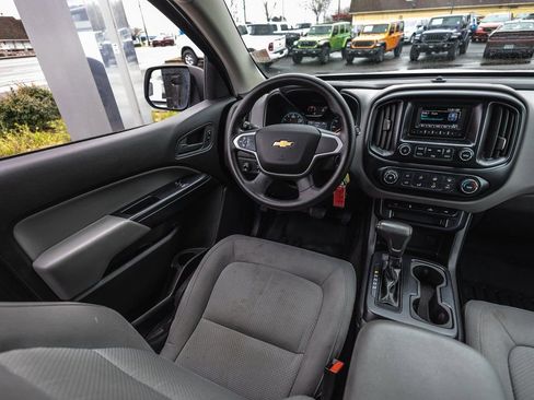 Used 2016 Chevrolet Colorado W/T w/ WT Convenience Package AWD/4WD image 22