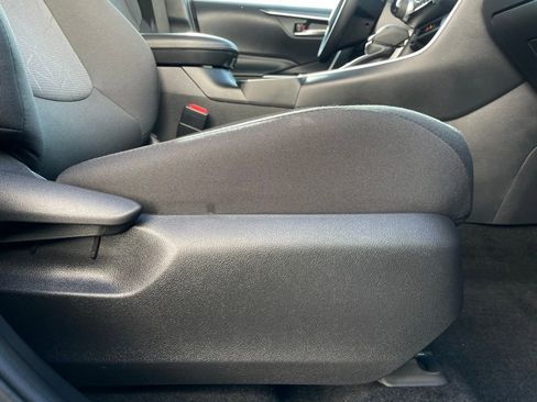 Used 2024 Toyota RAV4 XLE image 30