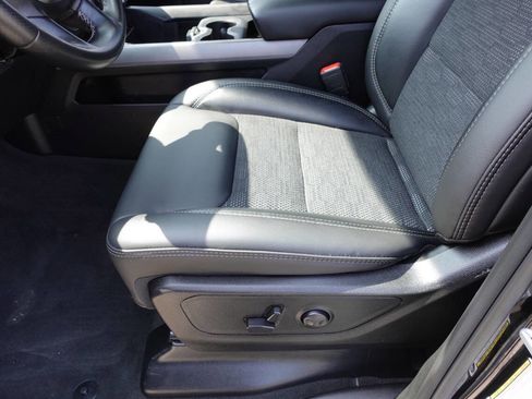 Used 2022 RAM 1500 Sport w/ Rebel Level 2 Equipment Group AWD/4WD image 16