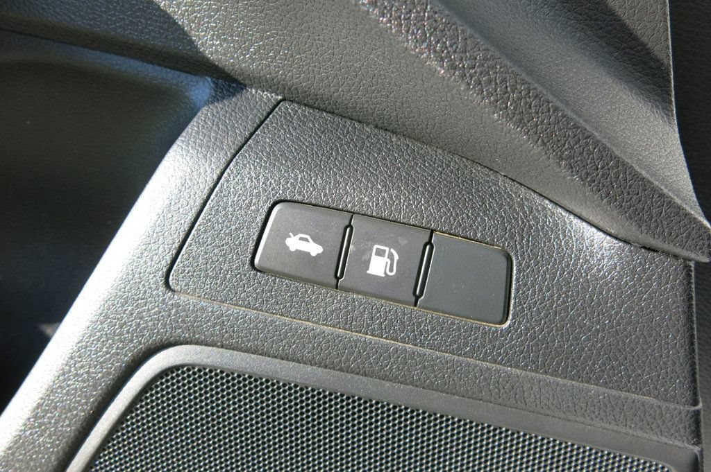 Used 2021 Honda Clarity Plug-In Hybrid image 66