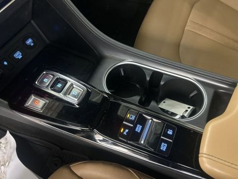 Used 2021 Hyundai Sonata Limited FWD image 21