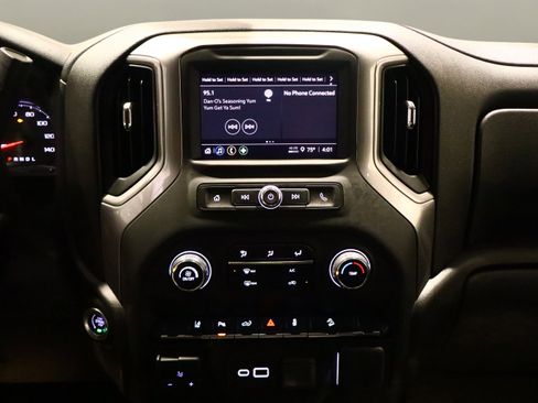 Used 2024 Chevrolet Silverado 2500 W/T w/ WT Convenience Package image 18