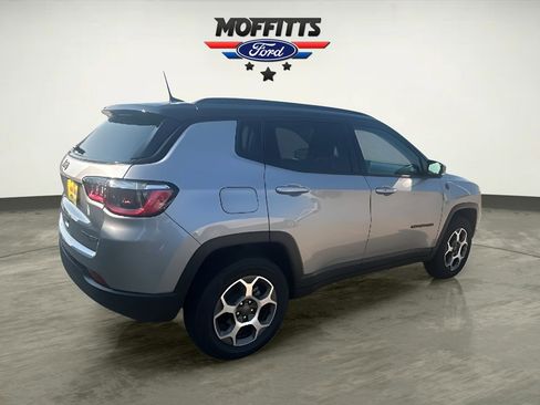 Used 2022 Jeep Compass Trailhawk w/ Trailhawk Convenience Group image 5