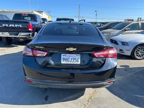 Used 2021 Chevrolet Malibu LT FWD image 33