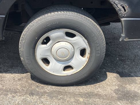 Used 2009 Ford F150 XL RWD image 12