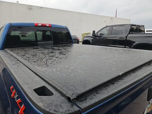 Used 2018 Chevrolet Silverado 1500 LTZ w/ LTZ Plus Package AWD/4WD image 10