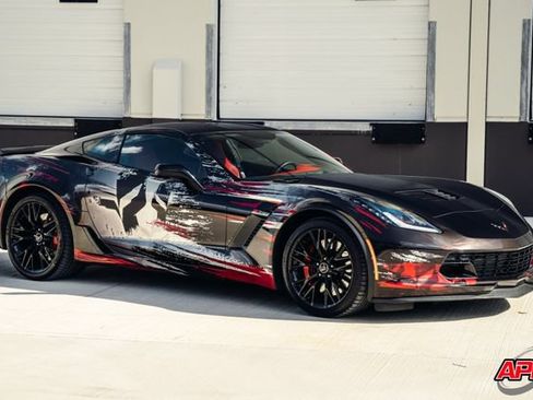 Used 2015 Chevrolet Corvette Z06 w/ 3LZ Preferred Equipment Group RWD image 47