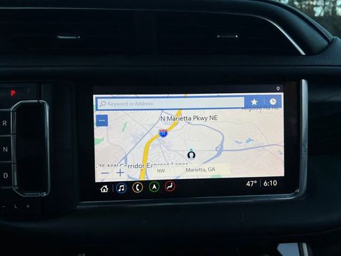 Used 2021 GMC Yukon Denali w/ Denali Premium Package image 27