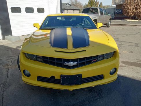 Used 2010 Chevrolet Camaro SS w/ LPO, Ground Effects Package image 9