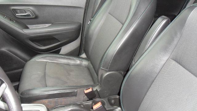 Used 2016 Chevrolet Trax LT w/ LT Convenience Package AWD/4WD image 20