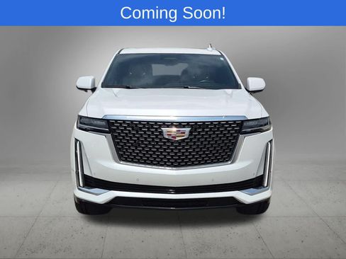 Used 2021 Cadillac Escalade ESV Premium Luxury w/ Driver Assist Tech Package RWD image 9