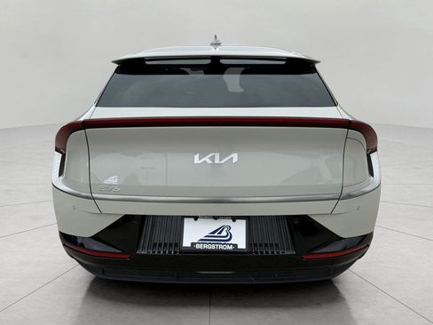 Used 2023 Kia EV6 Wind w/ Wind Technology Package AWD/4WD image 11