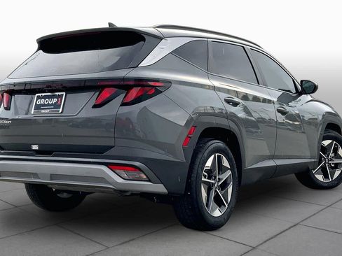 Used 2025 Hyundai Tucson SEL FWD image 13