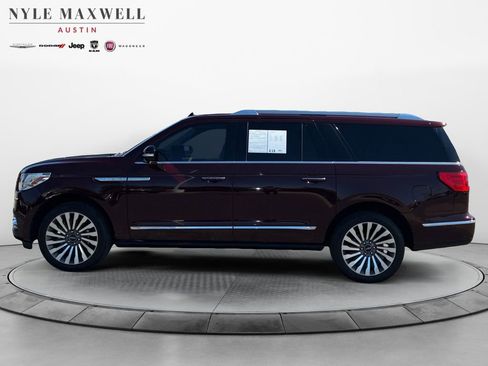 Used 2020 Lincoln Navigator L Reserve w/ Luxury Package image 13